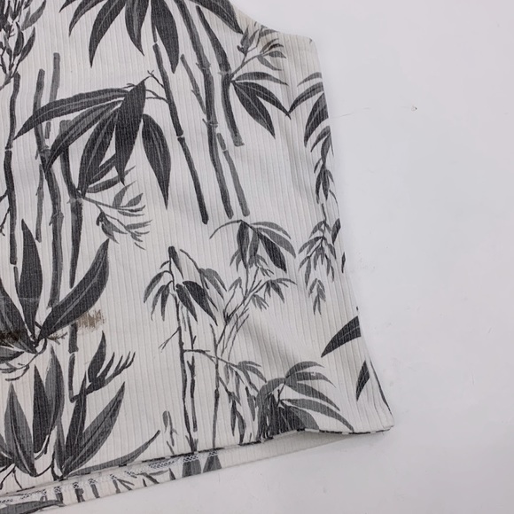 Me to We Halter Sleeveless crop top Small white Gray Tropical floral stretch - Picture 5 of 11